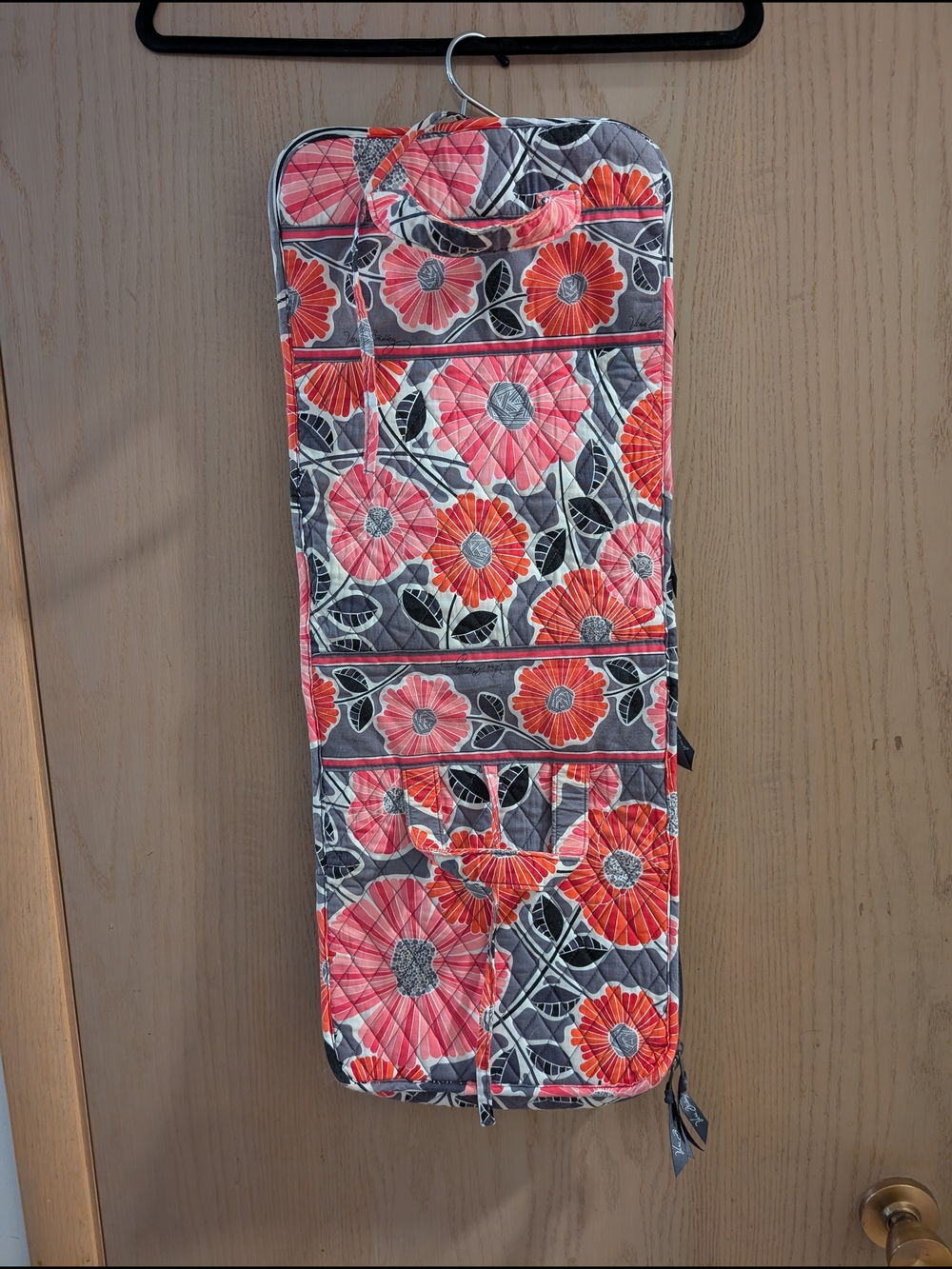 Vera Bradley Hanging Organizer in RETIRED Cherry Blossom Pattern - Picture 2 of 8